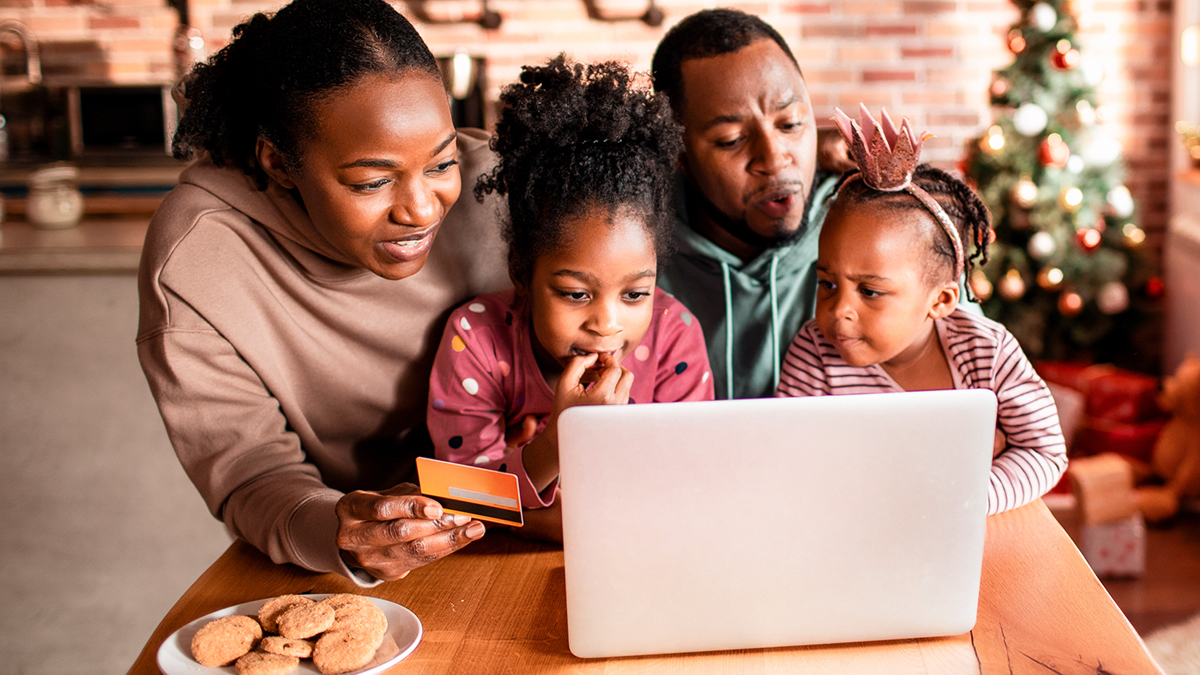 Family shopping online